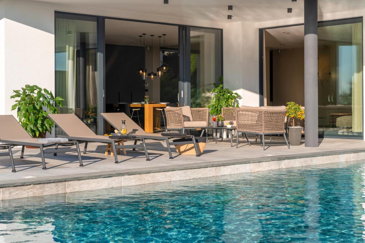 Luxury Villa Aruna Pula Exteriör bild